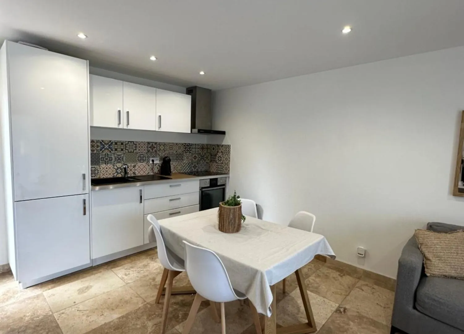 Appartement Proche De La Mer Frejus Apartment