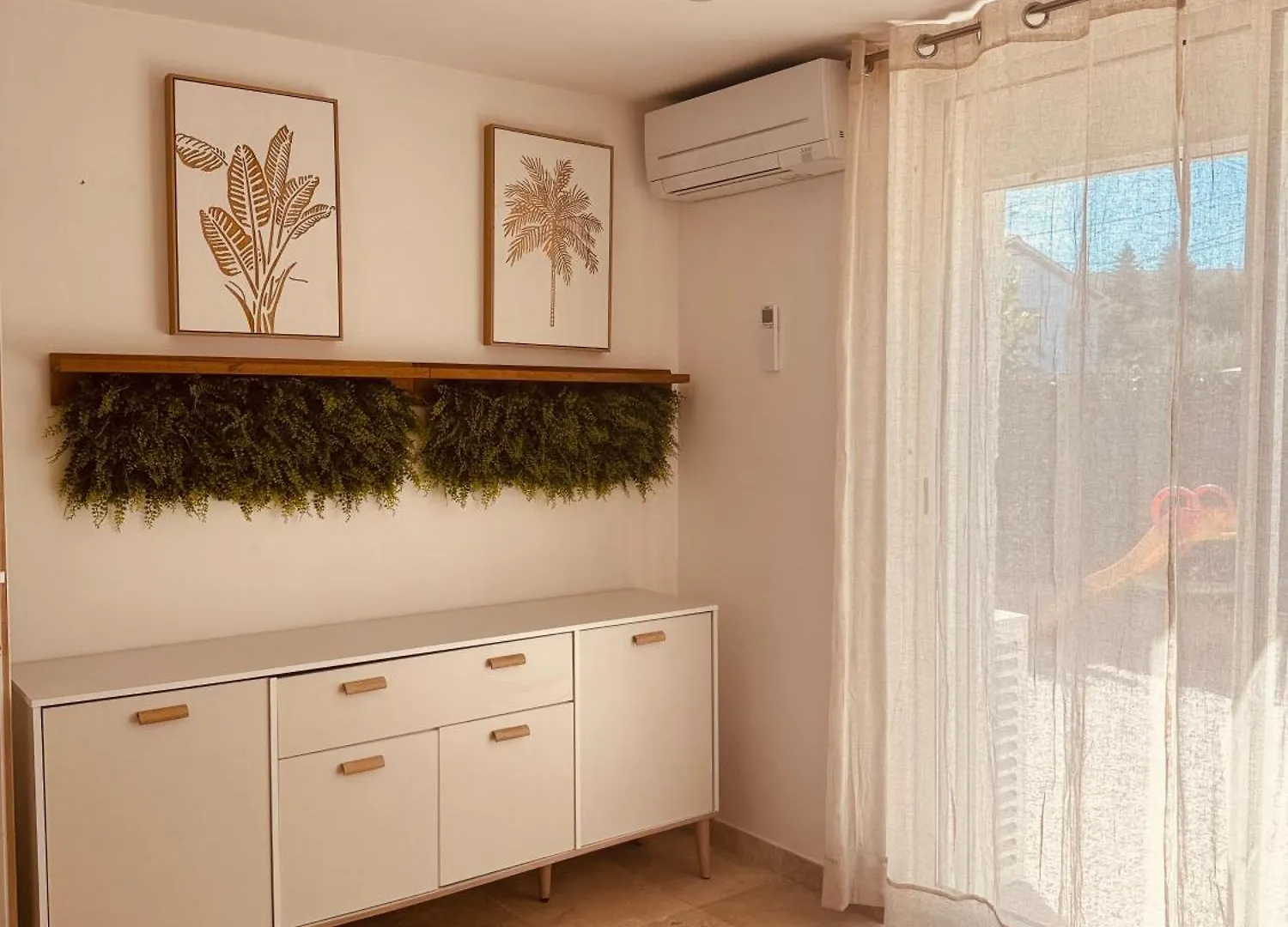 Appartement Proche De La Mer Frejus Apartment